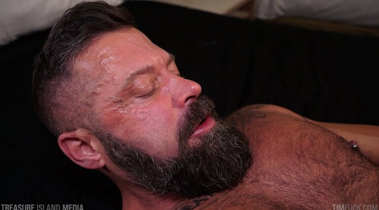 Jasper Jones in Cesar Xes & Jasper Jones