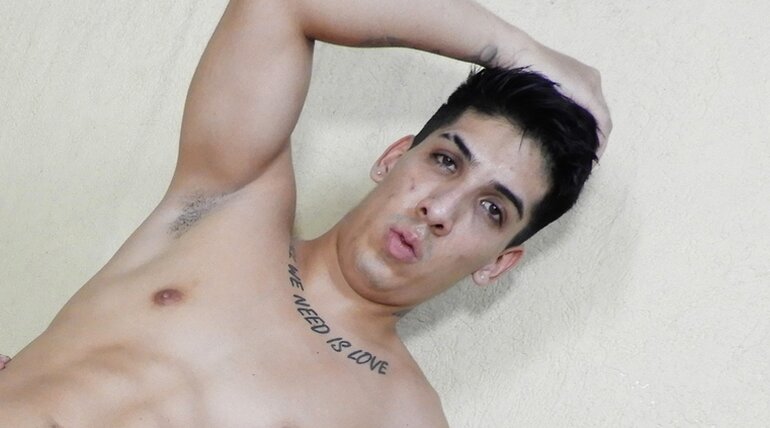 Armando Soto in Dante Yeds & Armando Soto