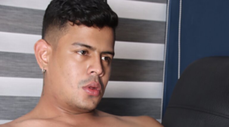 Vlad AK-47 in VLAD AK-47 & ADAM MESSI