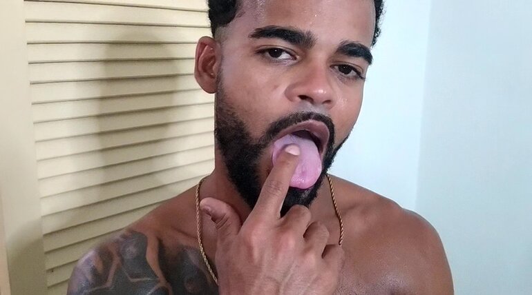 Deel Black in Deel Black