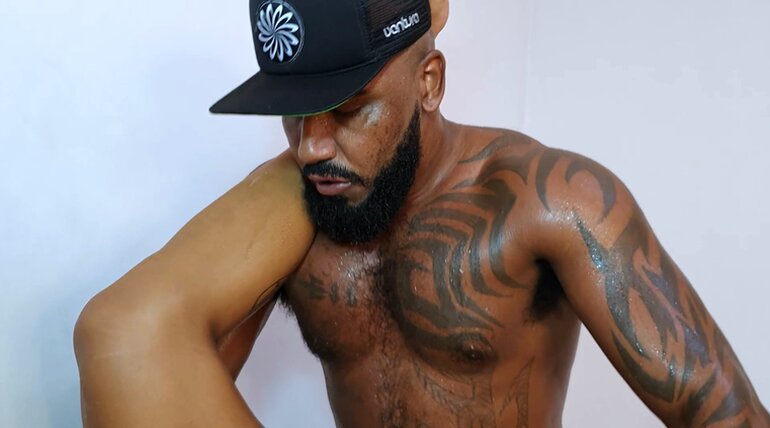 Vitor Guedes in BRAZIL UNDERGROUND