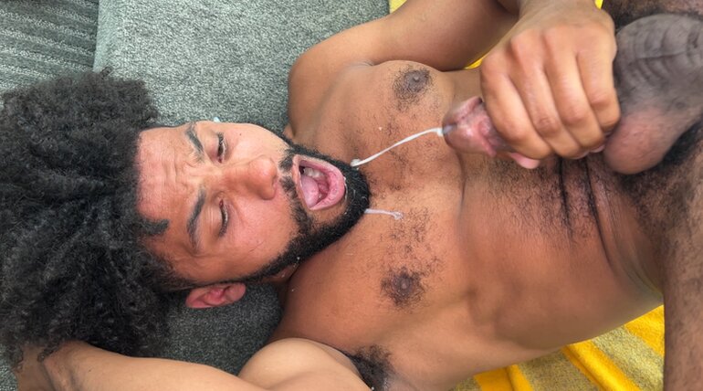 Tony Genius in FLESH FOR FAGGOTS CUMSHOT REVIEW