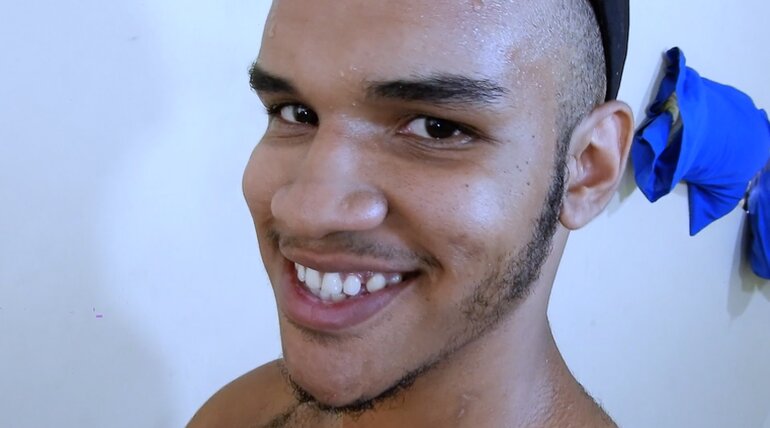 Thiago Cox in Thiago Cox & Mono Paz