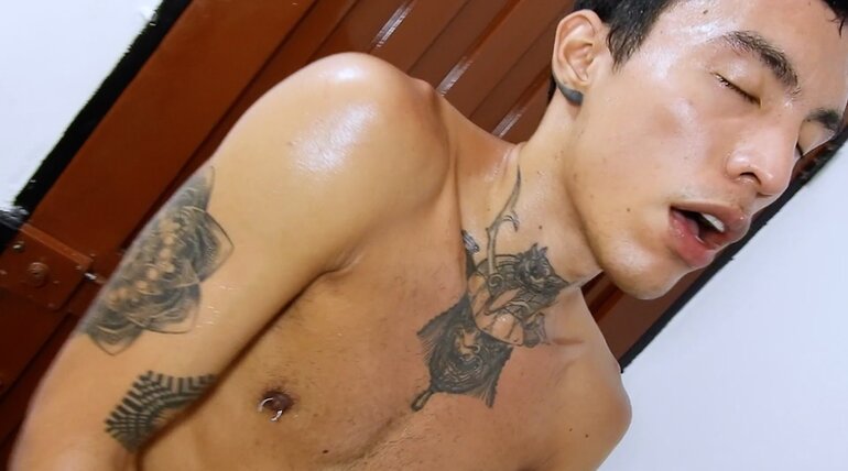 Jhonny Kid in LATIN ASS TAPPERS