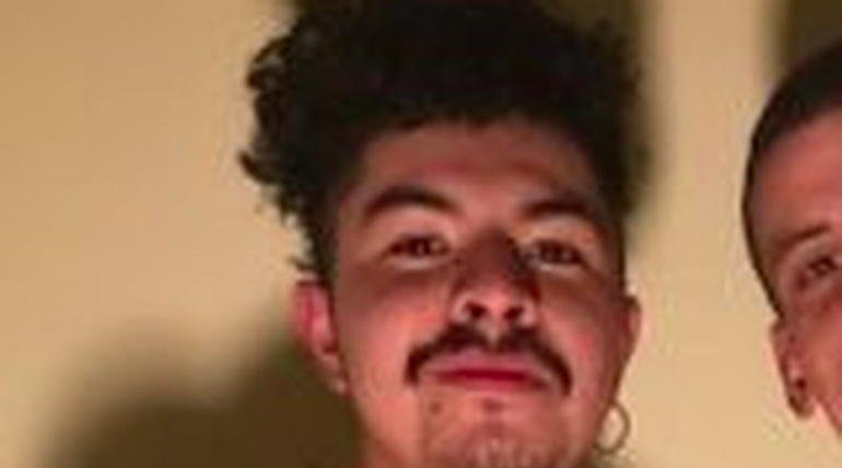 Miguel King in BONUS-DIY DOUBLE PENETRATION 