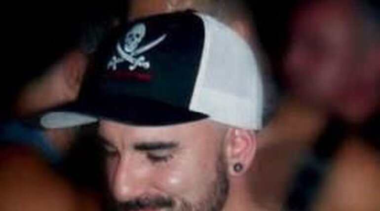 Matteo Valentine in BONUS: FREE FOR ALL