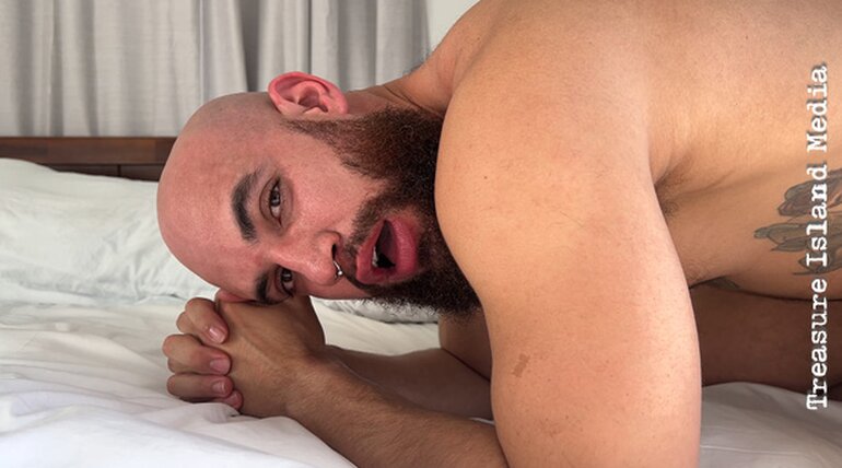 I’M NOT A MAN I’M JUST A HOLE