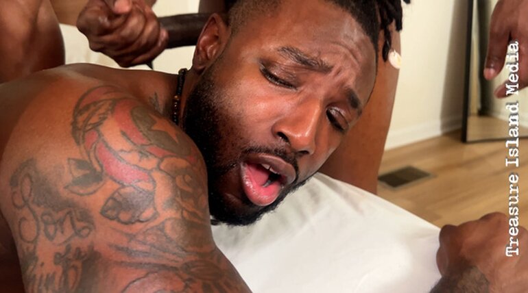 I’M NOT A MAN I’M JUST A HOLE