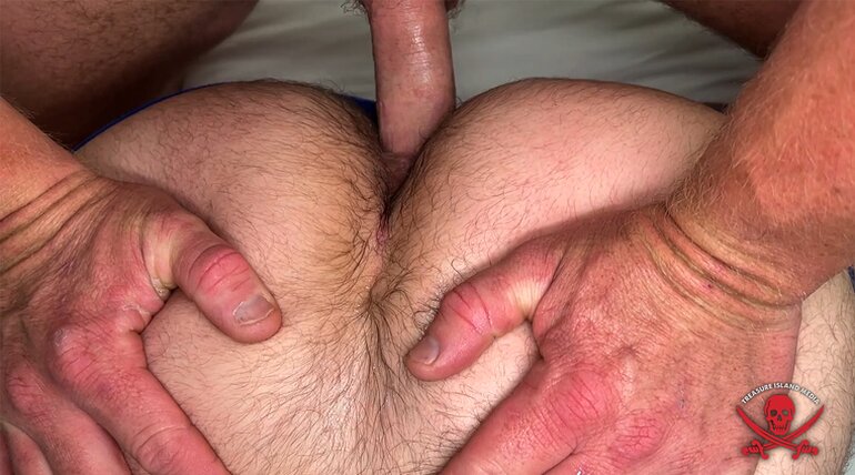NUT MONKEYS