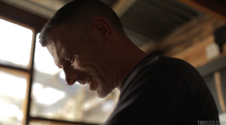 LONDON SUCKS - TIMSuck Volume 7