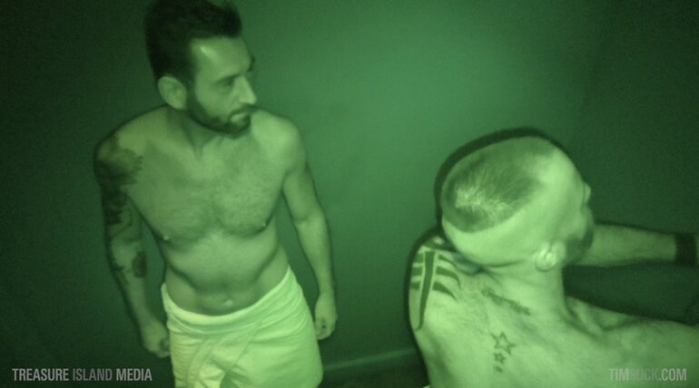 LONDON SUCKS - TIMSuck Volume 7