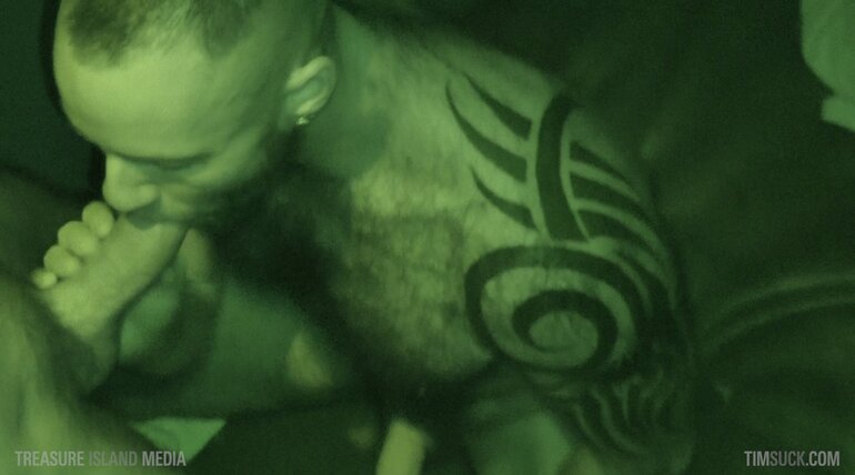 LONDON SUCKS - TIMSuck Volume 7