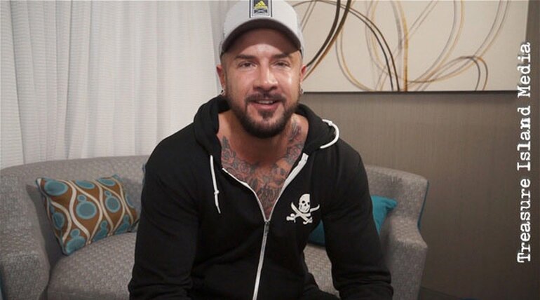 MEAT HOLES - MEAT THE GUYS