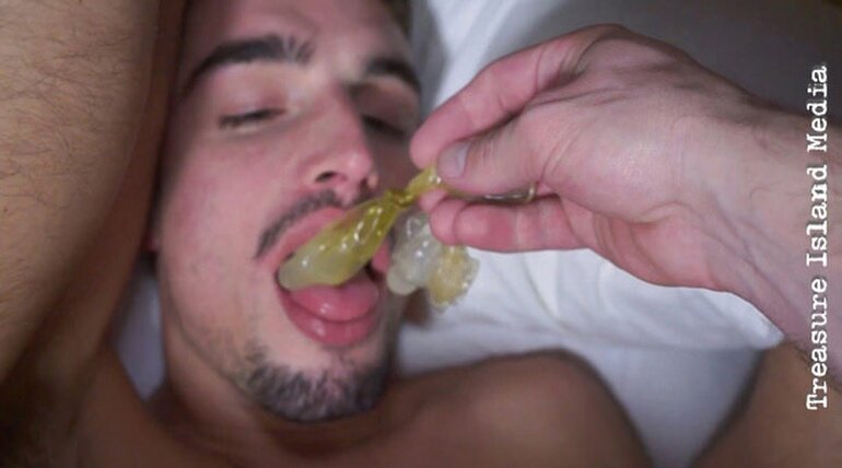 BUTT LUNCH (Butt Snack 2)