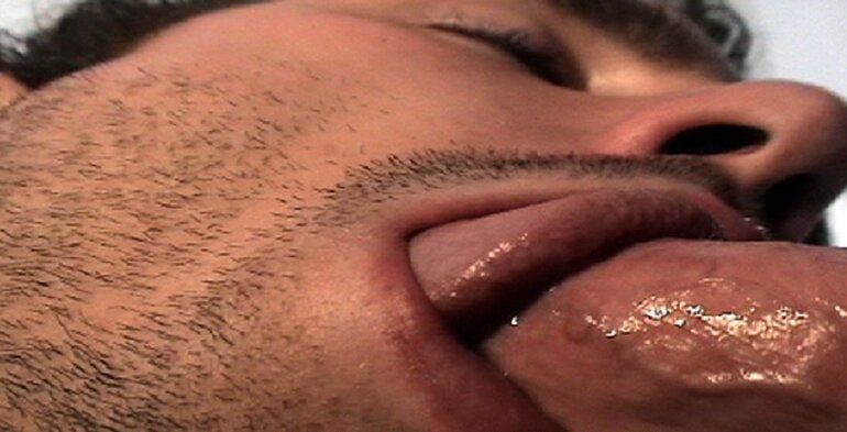 ALEX BLOWS DAN FISK in Slurpin' Jizz 3